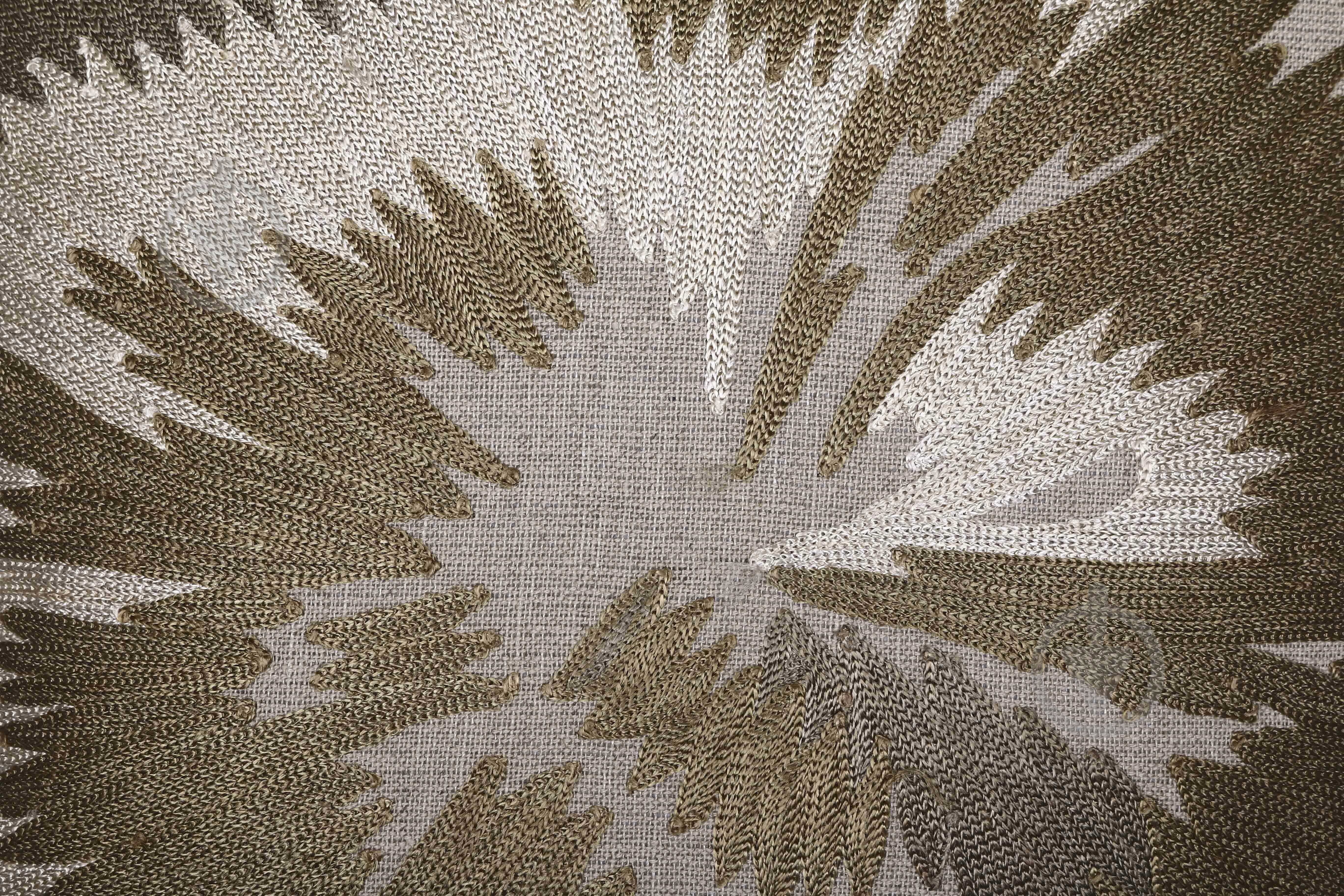 Наволочка декоративна Linen Cushion з вишивкою 45x45 см оливковий PANACHE - фото 2 Наволочка декоративна Linen Cushion з вишивкою 45x45 см оливковий PANACHE - фото 2