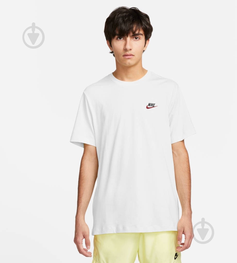 Футболка Nike M NSW CLUB TEE AR4997-100 р.S білий - фото 1 Футболка Nike M NSW CLUB TEE AR4997-100 р.S білий - фото 1