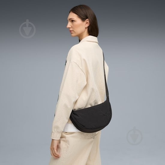 Сумка Puma HER Half Moon Bag 09171601 3 л чорний - фото 4 Сумка Puma HER Half Moon Bag 09171601 3 л чорний - фото 4