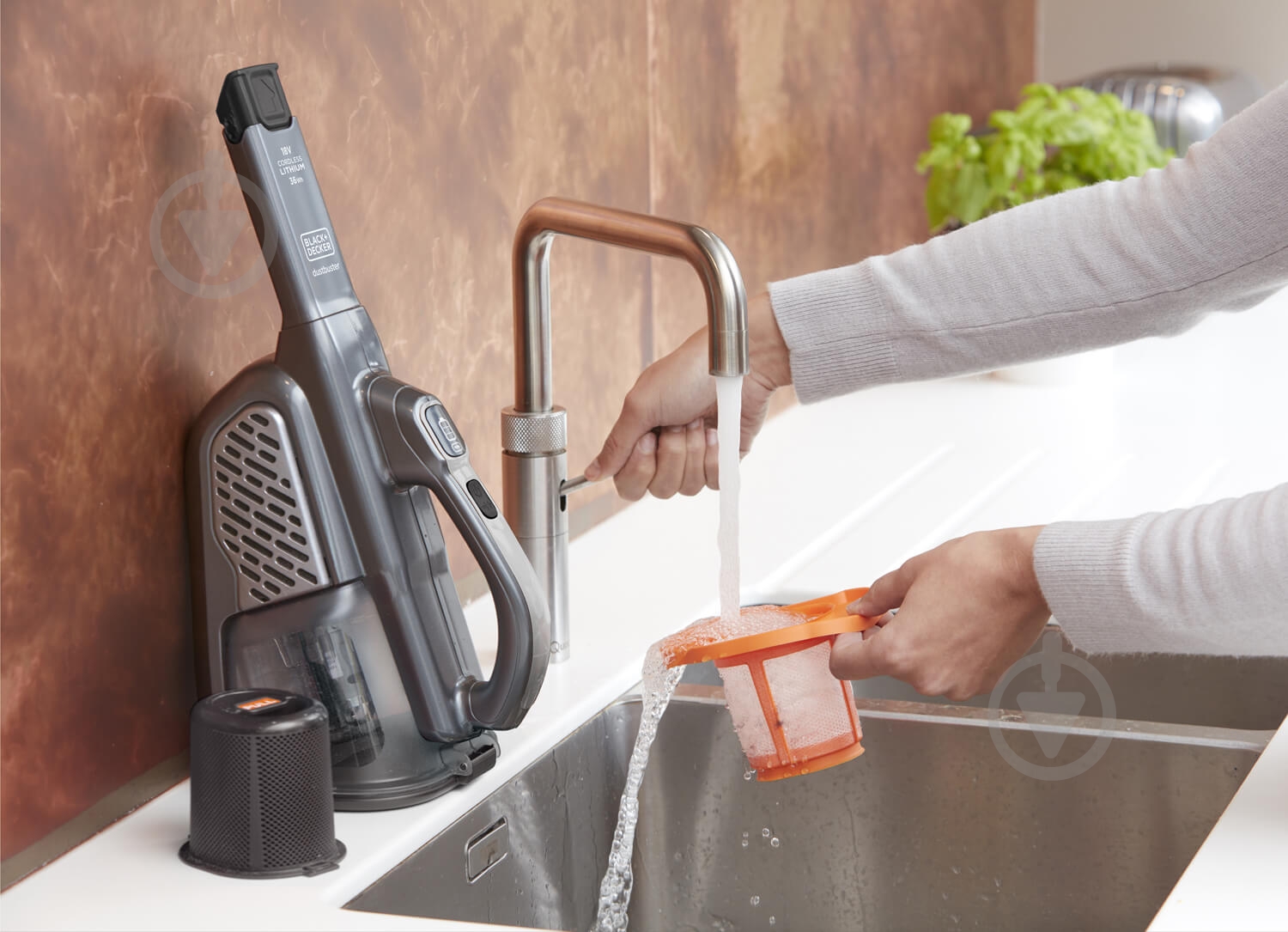 Пылесос аккумуляторный Black+Decker BHHV520JF - фото 15