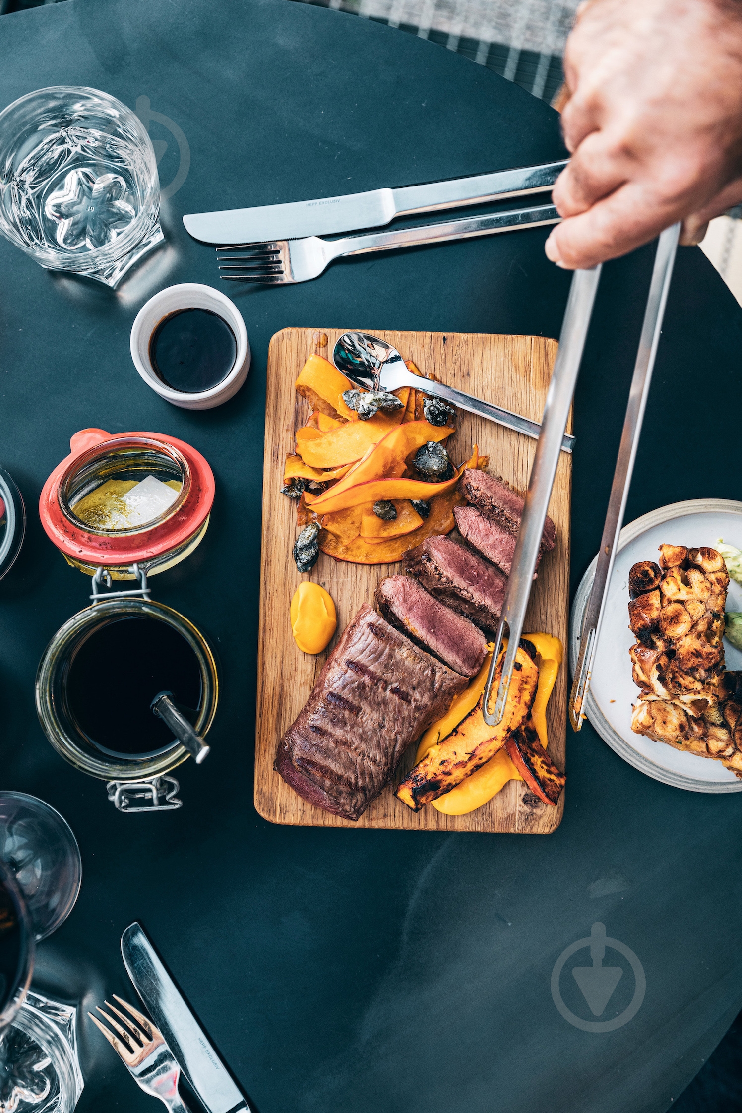 Щипцы для барбекю Hoefats Tongs - фото 4 Щипцы для барбекю Hoefats Tongs - фото 4