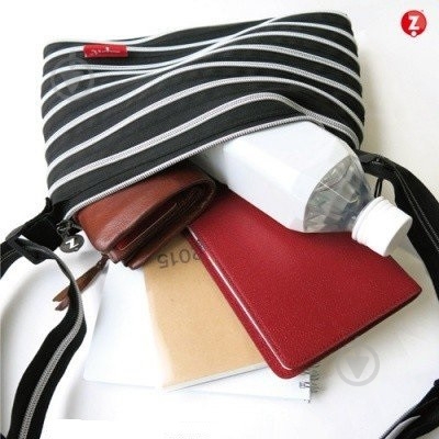 Сумка через плече Zipit Medium Black&Rainbow Teeth - фото 6 Сумка через плече Zipit Medium Black&Rainbow Teeth - фото 6