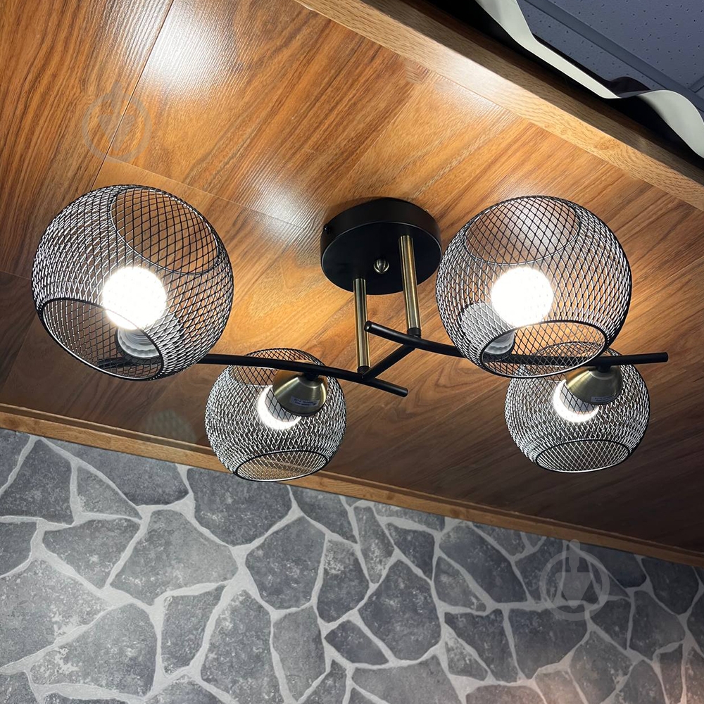 Люстра потолочная Blitz 4x60 Вт E27 черный 8256-44 - фото 2 Люстра потолочная Blitz 4x60 Вт E27 черный 8256-44 - фото 2