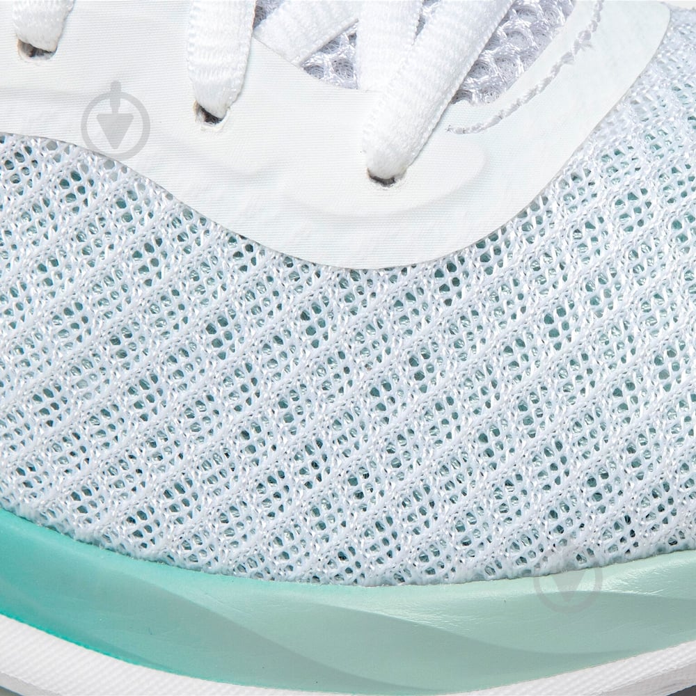 Кроссовки женские Under Armour UA CHARGED BREEZE 3025130-102 р.41 белые - фото 7