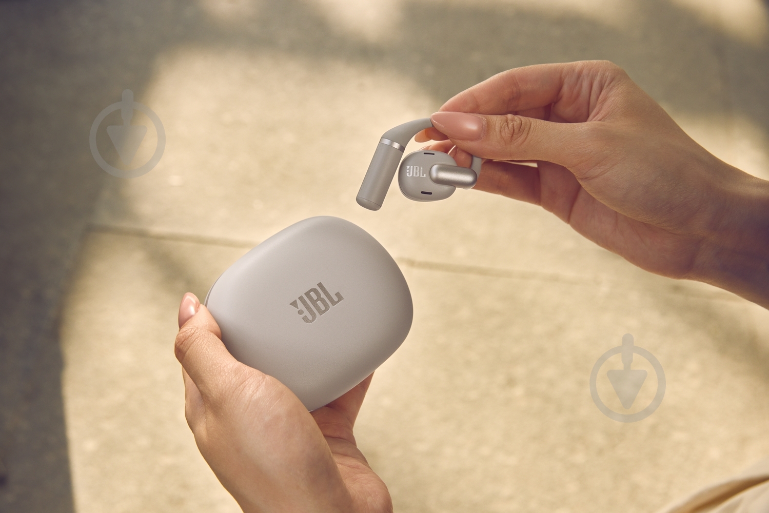 Bluetooth-гарнитура JBL Sense Pro grey (JBLSENSEPROGRY) - фото 12 Bluetooth-гарнитура JBL Sense Pro grey (JBLSENSEPROGRY) - фото 12