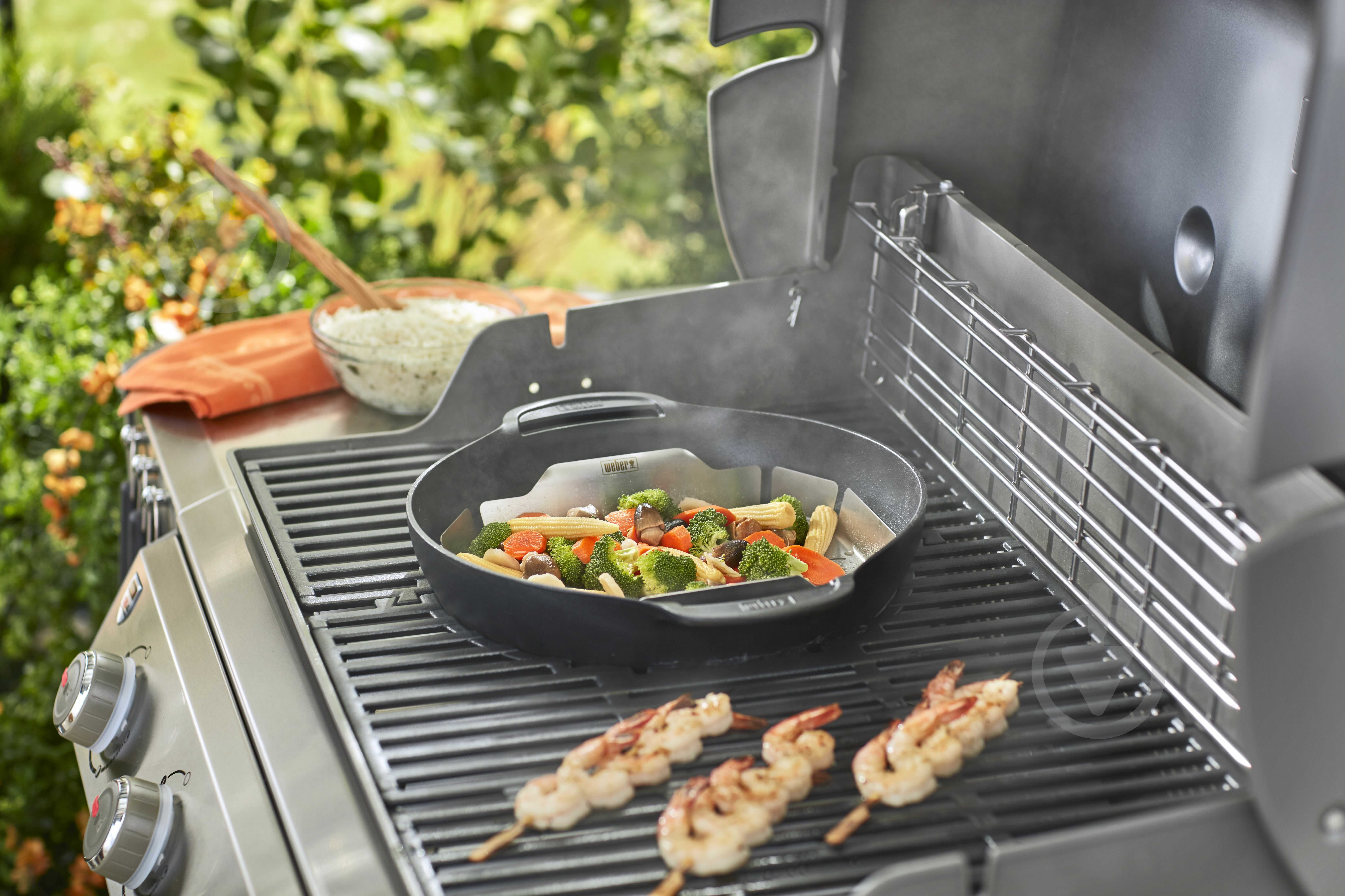 Сковорода wok Weber Gourmet BBQ System 8856 - фото 4