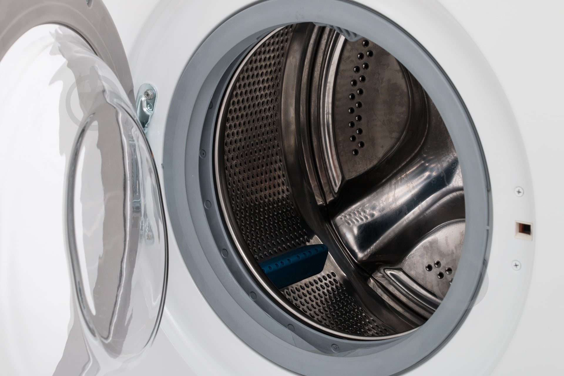 Стиральная машина Zanussi ZWSH7100VS - фото 5