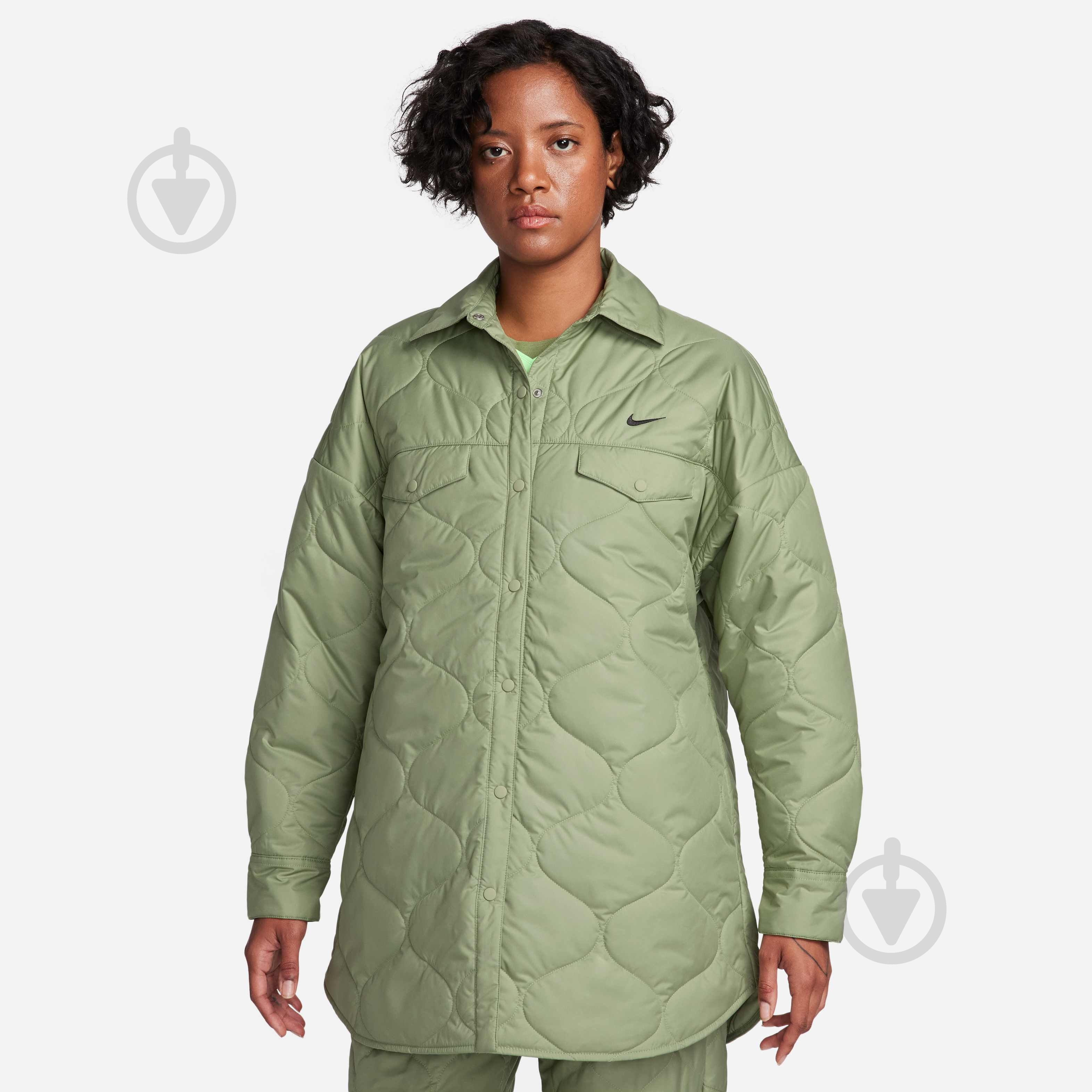 Куртка женская Nike FB8732-386 р.L зеленая - фото 2 Куртка женская Nike FB8732-386 р.L зеленая - фото 2