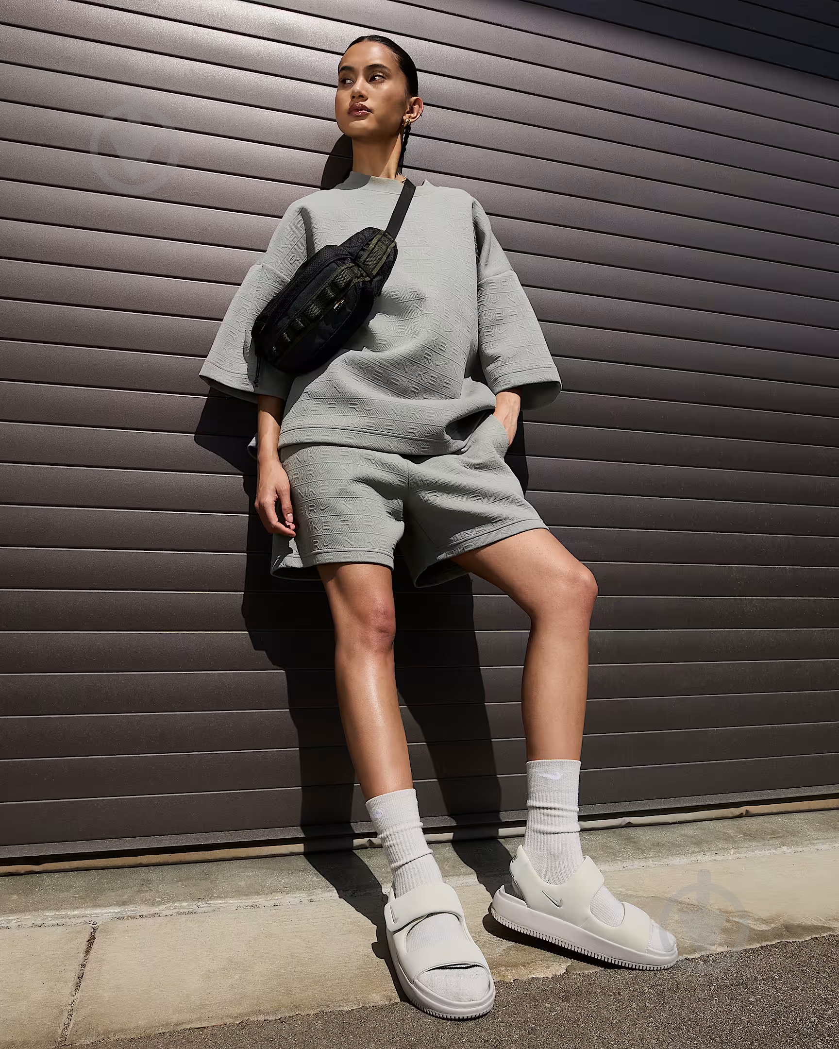 Шлепанцы Nike Calm FJ6043-002 р.36,5 бежевый - фото 10 Шлепанцы Nike Calm FJ6043-002 р.36,5 бежевый - фото 10