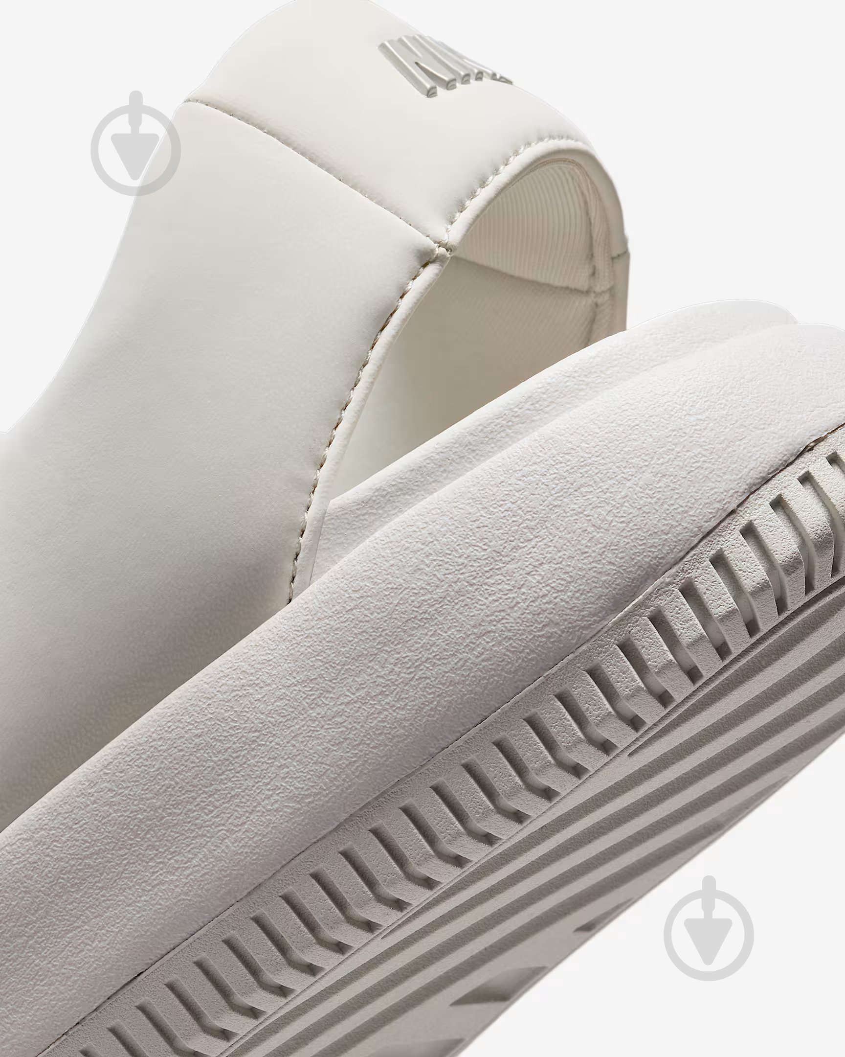 Шлепанцы Nike Calm FJ6043-002 р.36,5 бежевый - фото 8 Шлепанцы Nike Calm FJ6043-002 р.36,5 бежевый - фото 8