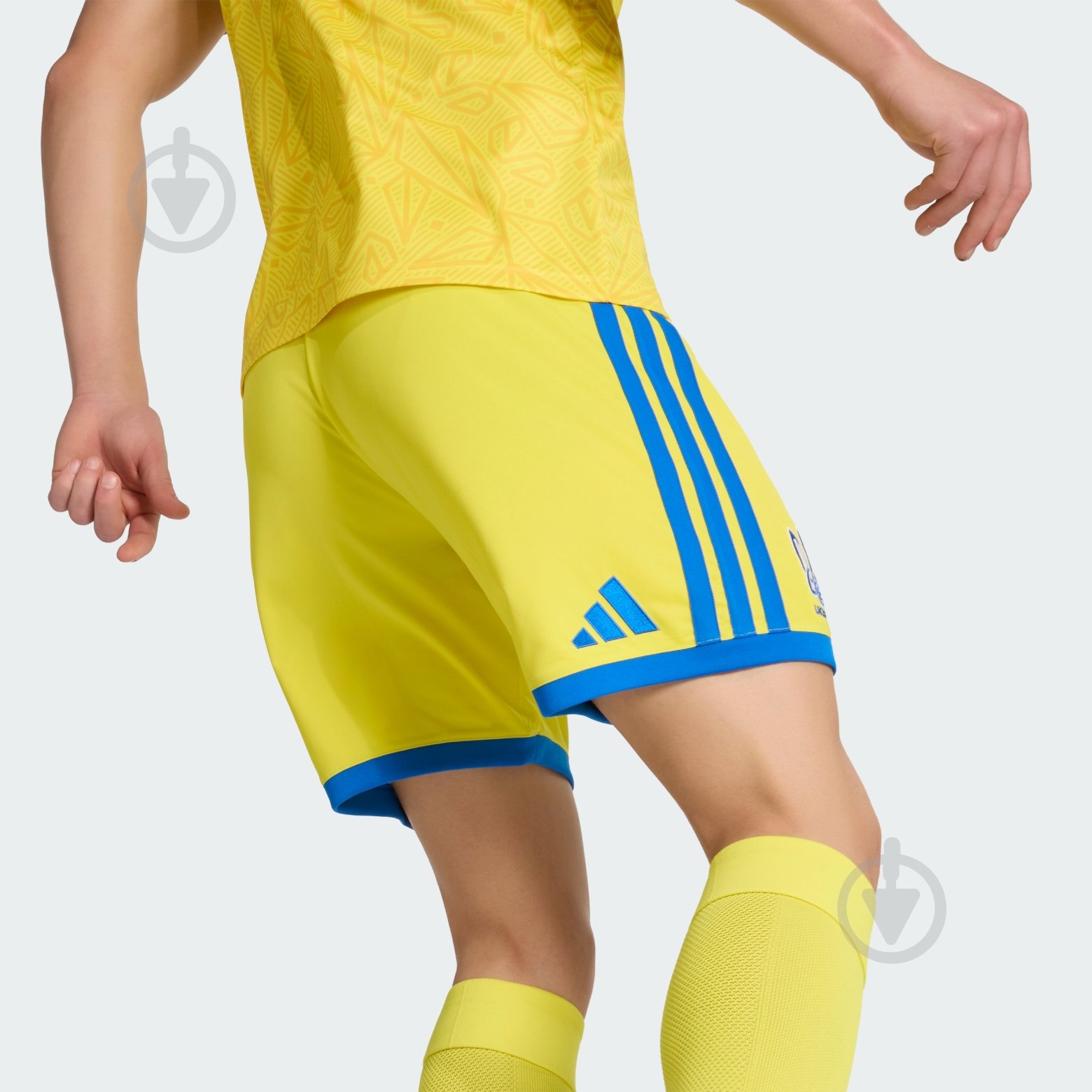 Шорты Adidas UAF Shorts JZ4625 р. XS желтый - фото 4 Шорты Adidas UAF Shorts JZ4625 р. XS желтый - фото 4