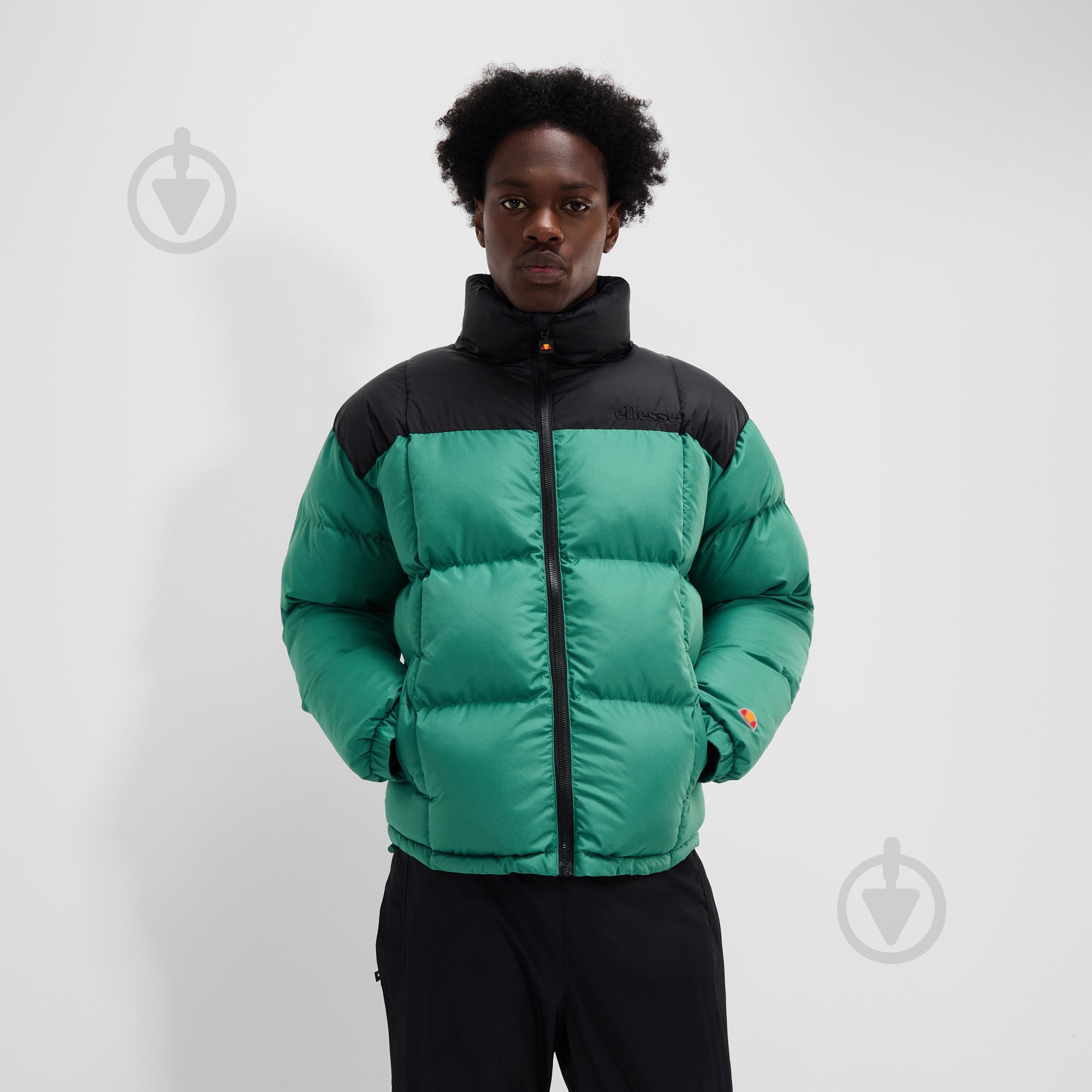 Пуховик мужской зимний Ellesse ARGENT PADDED JACKET SHX20980-022 р.S зеленый - фото 2 Пуховик мужской зимний Ellesse ARGENT PADDED JACKET SHX20980-022 р.S зеленый - фото 2