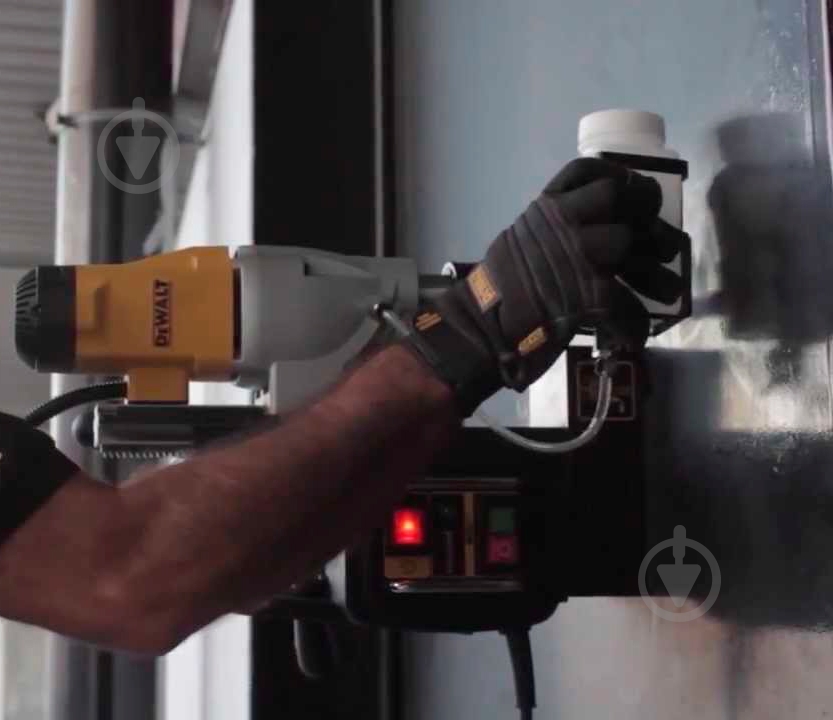 Станок сверлильный DeWalt DWE1622K - фото 2 Станок сверлильный DeWalt DWE1622K - фото 2