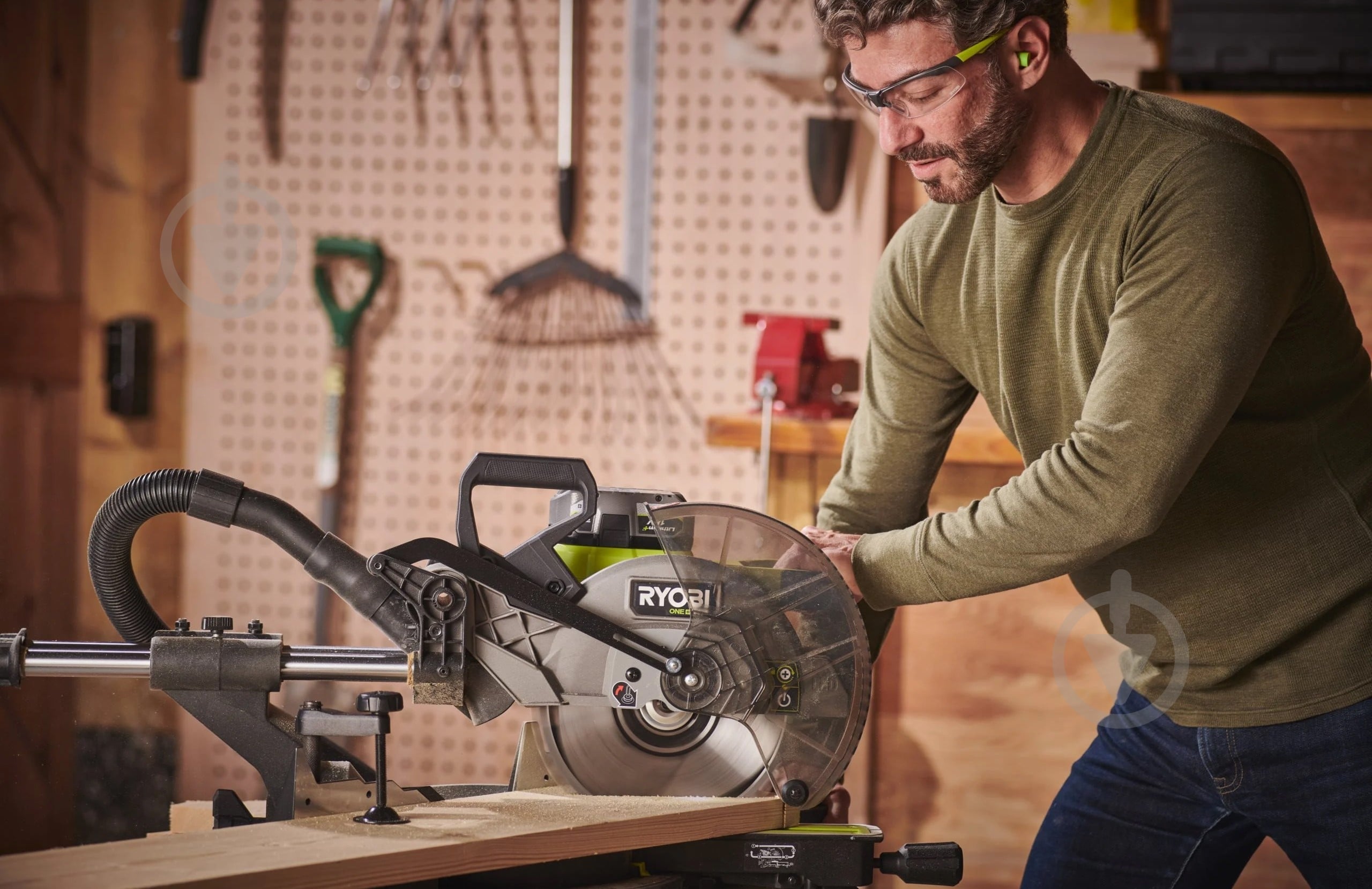 Пила торцовочная RYOBI ONE+ НР RMS18254X-0 - фото 3
