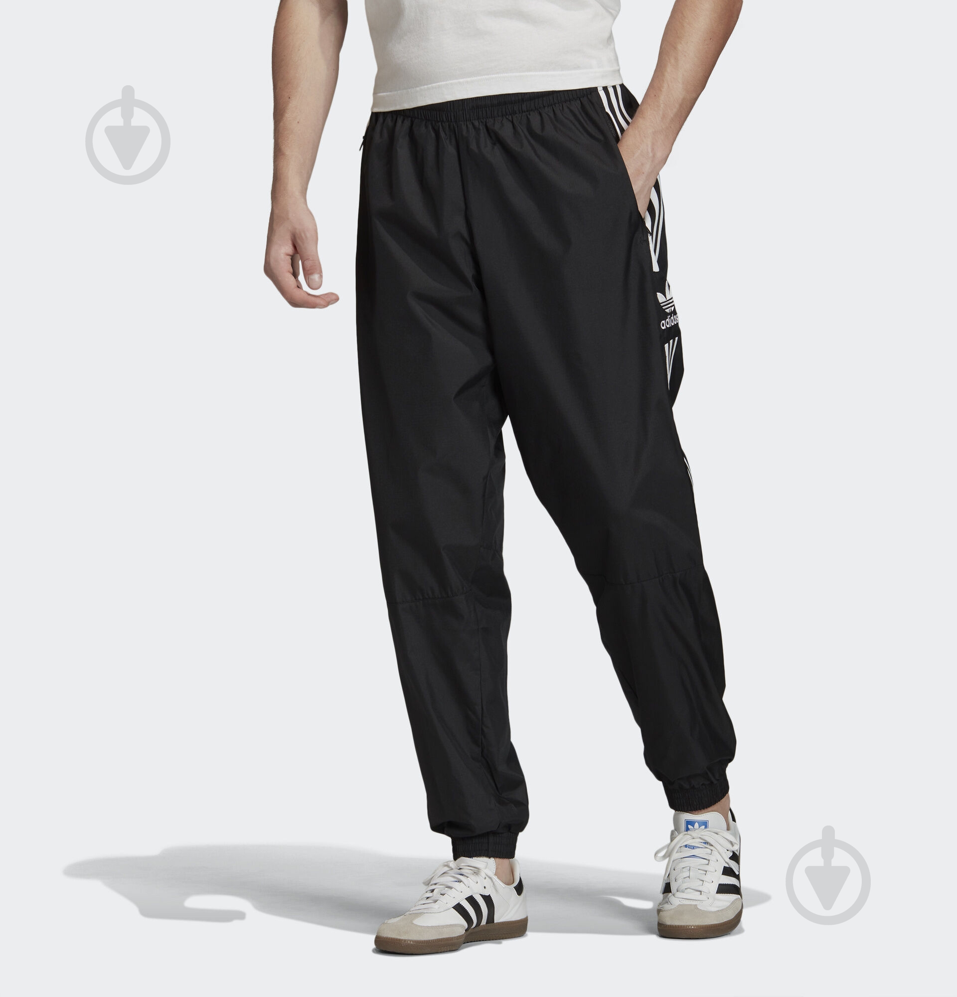 Брюки Adidas RIPSTOP TP FM9886 р. XL черный - фото 3