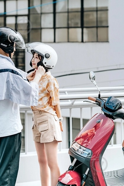 Электроскутер Segway Ninebot E110L 1800W Red - фото 9 Электроскутер Segway Ninebot E110L 1800W Red - фото 9