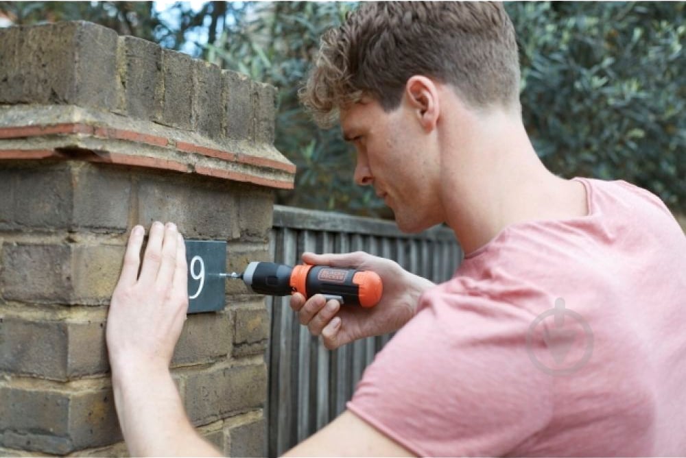 Викрутка акумуляторна Black+Decker BCF601C - фото 8
