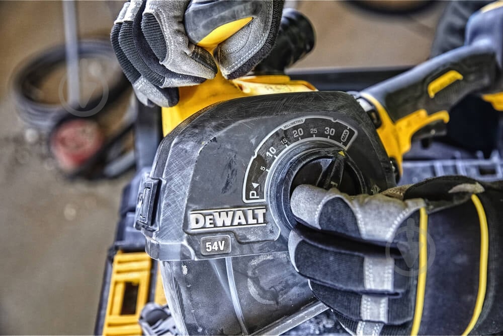 Штроборіз DeWalt DCG200NT - фото 6