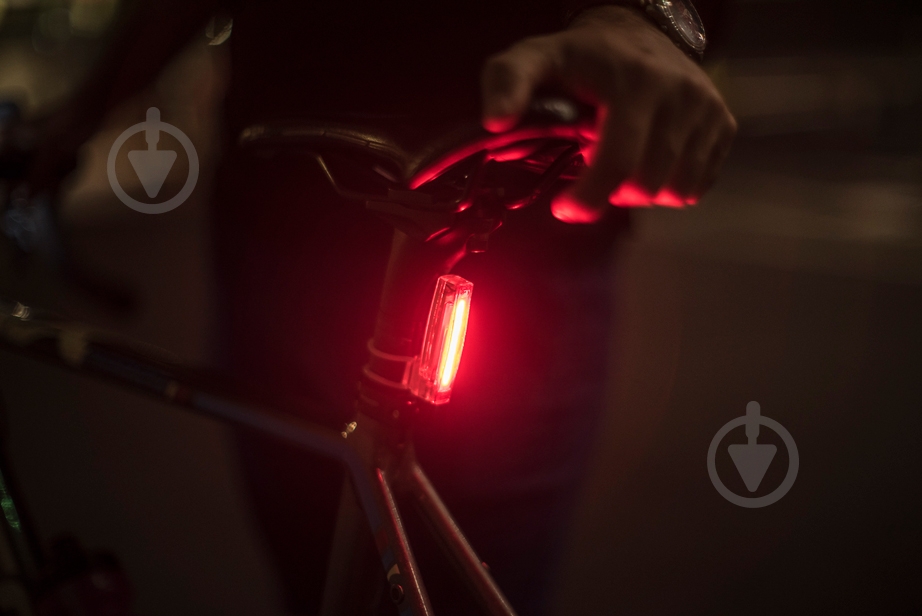 Фонарь велосипедный KNOG Plus Front 40 Lumens Black - фото 13 Фонарь велосипедный KNOG Plus Front 40 Lumens Black - фото 13