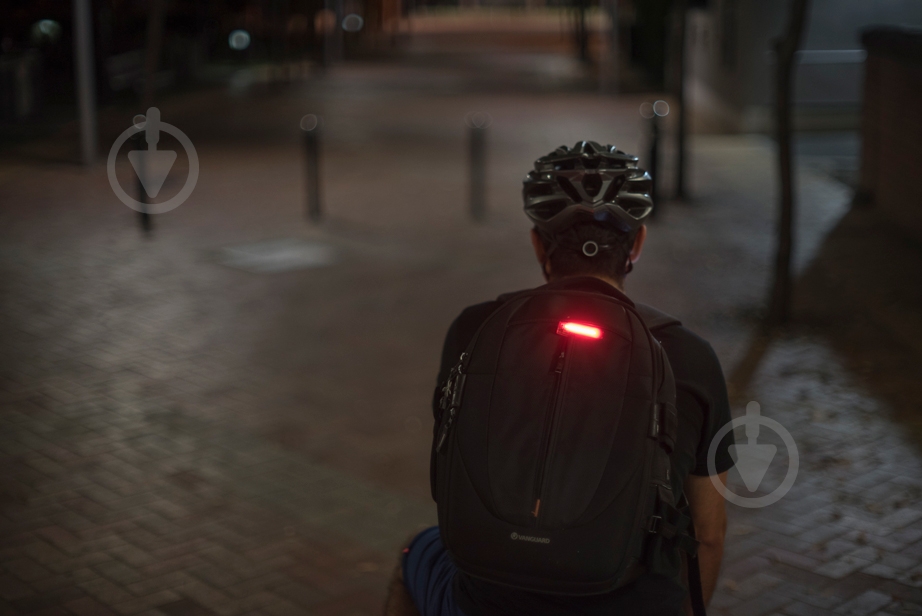 Фонарь велосипедный KNOG Plus Front 40 Lumens Black - фото 7 Фонарь велосипедный KNOG Plus Front 40 Lumens Black - фото 7