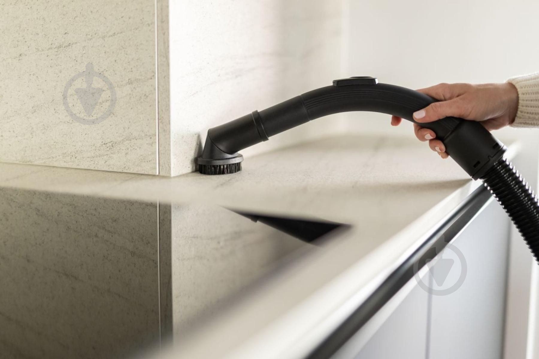 Пылесос Gorenje VCE01G4AEBK black - фото 15