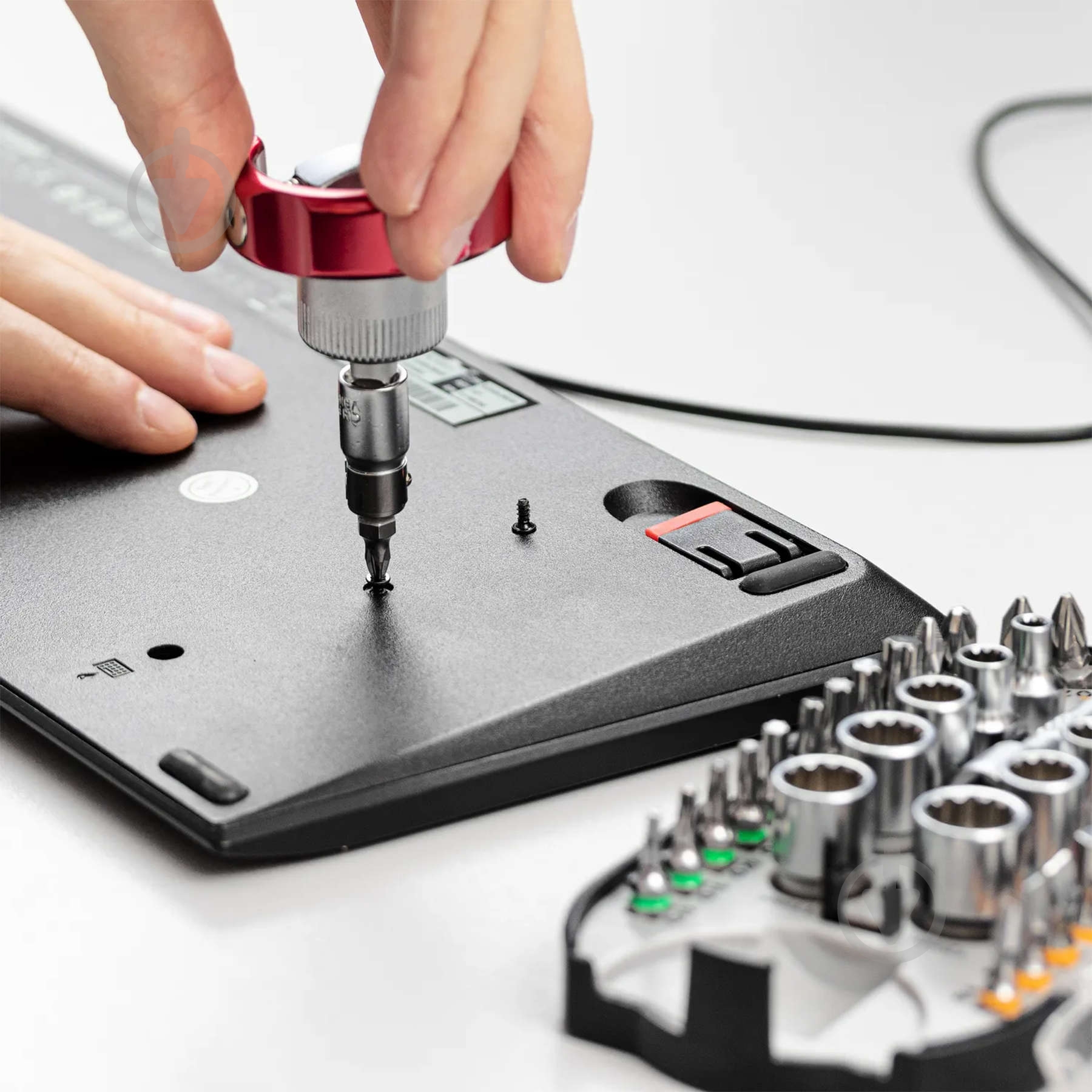 Набір біт і викрутка Trotec Bit and Socket Wrench Set (6200001005) DAS302815 - фото 24 Набір біт і викрутка Trotec Bit and Socket Wrench Set (6200001005) DAS302815 - фото 24