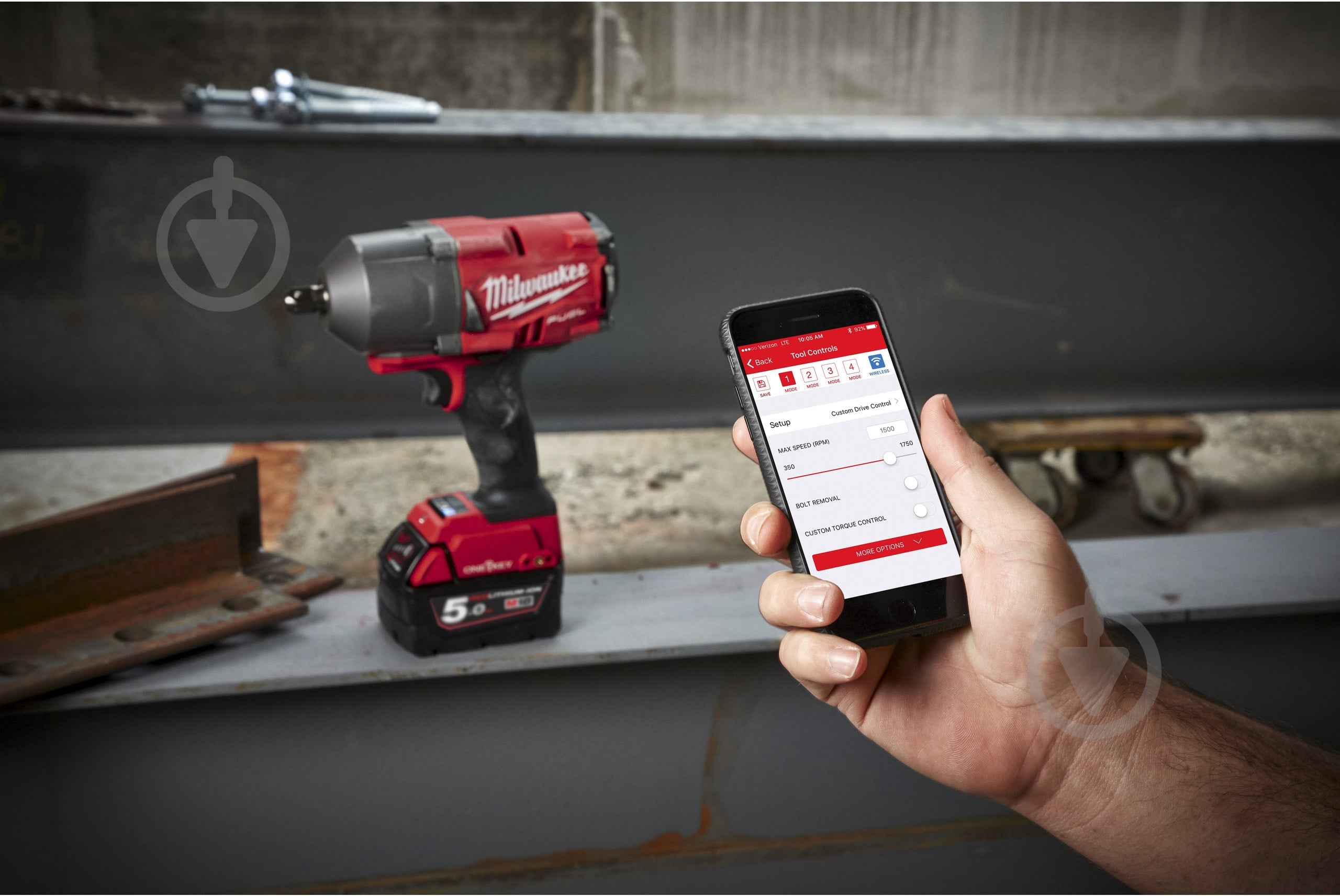 Гайковерт ударный аккумуляторный Milwaukee 4933459727 - фото 4 Гайковерт ударный аккумуляторный Milwaukee 4933459727 - фото 4