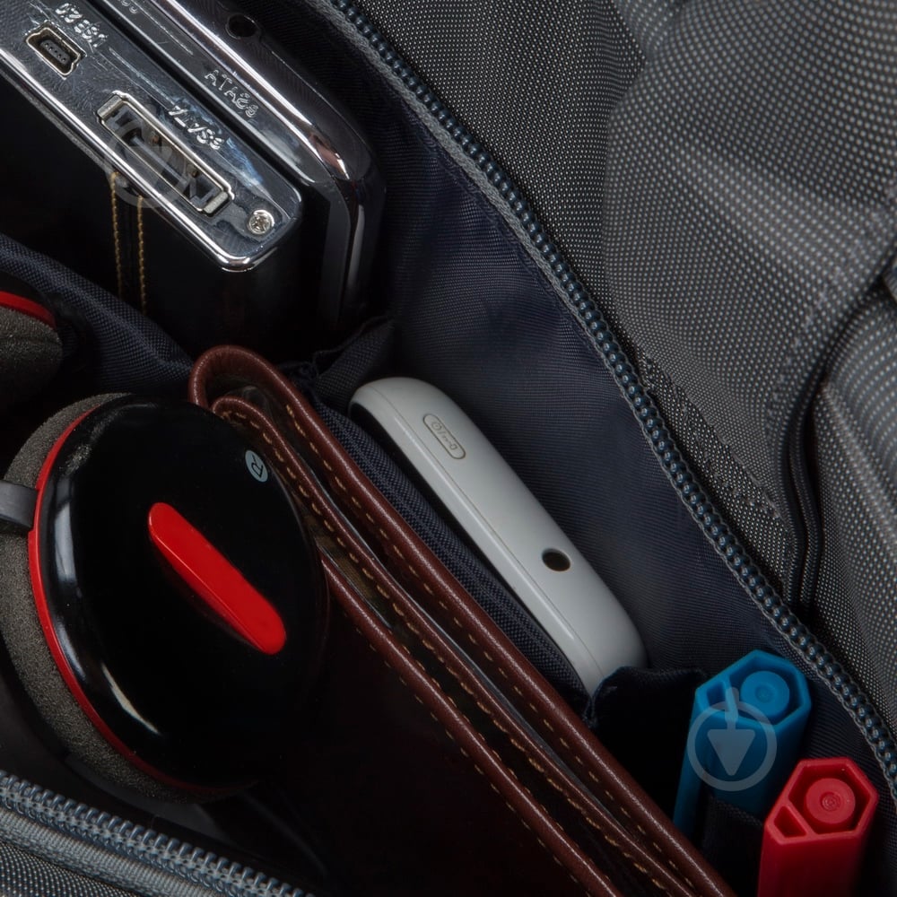 Сумка для ноутбука RivaCase 8231 15.6" grey (8231 (Grey)) - фото 8 Сумка для ноутбука RivaCase 8231 15.6" grey (8231 (Grey)) - фото 8