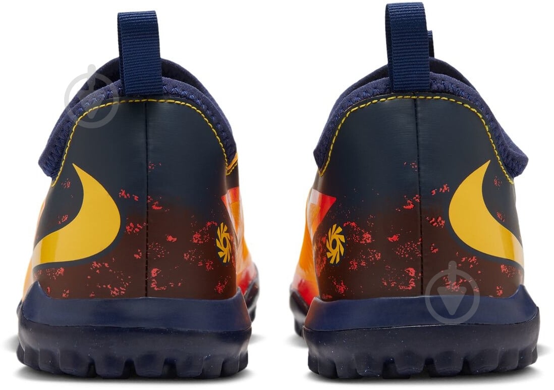 Cороконіжки Nike JR PHANTOM 6 LOW ACAD TF EH HQ2040-800 р. US 2,5Y помаранчевий - фото 6 Cороконіжки Nike JR PHANTOM 6 LOW ACAD TF EH HQ2040-800 р. US 2,5Y помаранчевий - фото 6