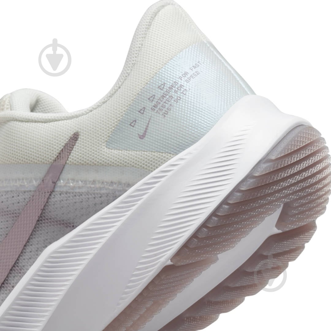 Кроссовки женские Nike Quest 4 Prm DA8723-011 р.38,5 белые - фото 8