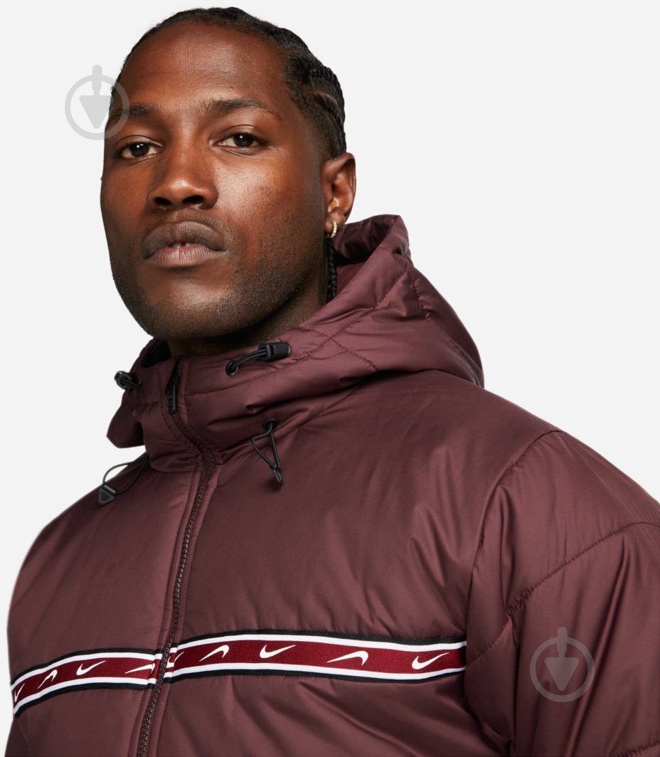 Пуховик чоловічий зимовий Nike M NSW REPEAT SYN FILL JKT DX2037-652 р.XL бордовий - фото 3 Пуховик чоловічий зимовий Nike M NSW REPEAT SYN FILL JKT DX2037-652 р.XL бордовий - фото 3
