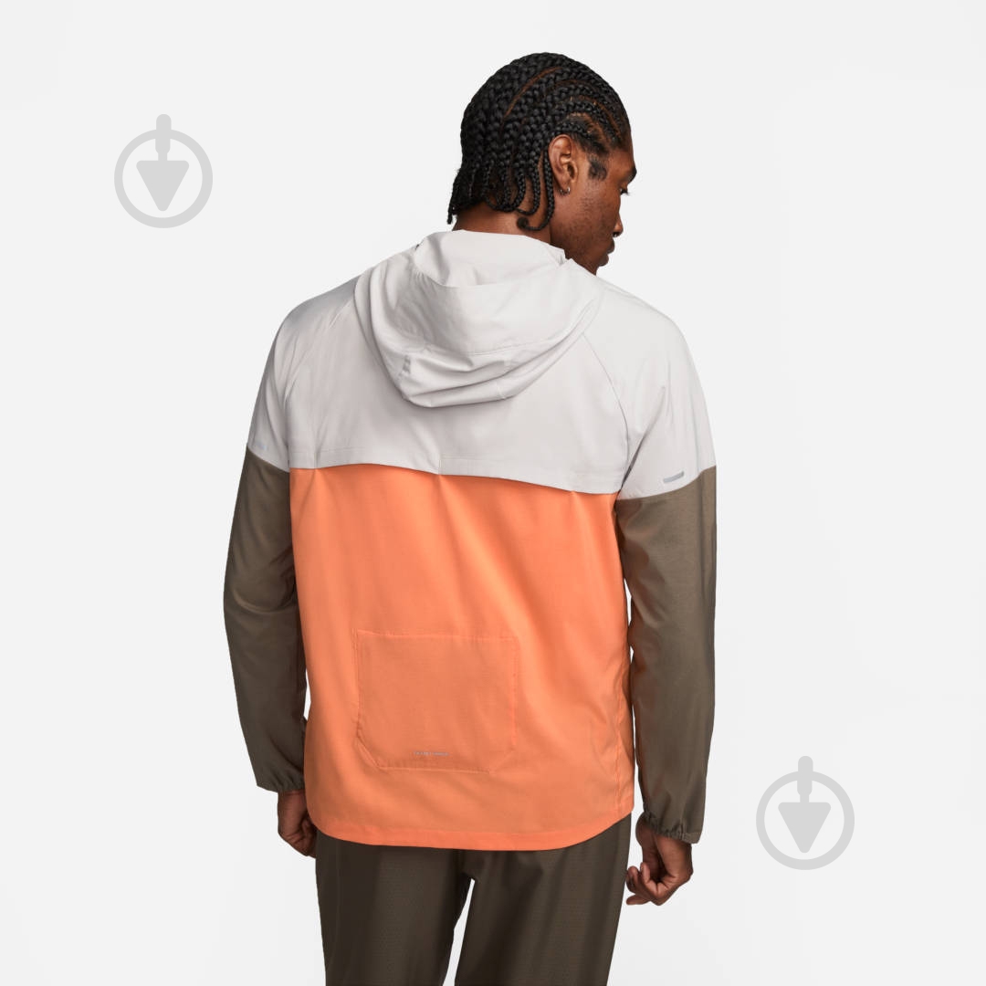 Вітрівка чоловіча Nike M NK RPL UV WINDRNNER JKT CZ9070-012 р.XL сіра - фото 2 Вітрівка чоловіча Nike M NK RPL UV WINDRNNER JKT CZ9070-012 р.XL сіра - фото 2