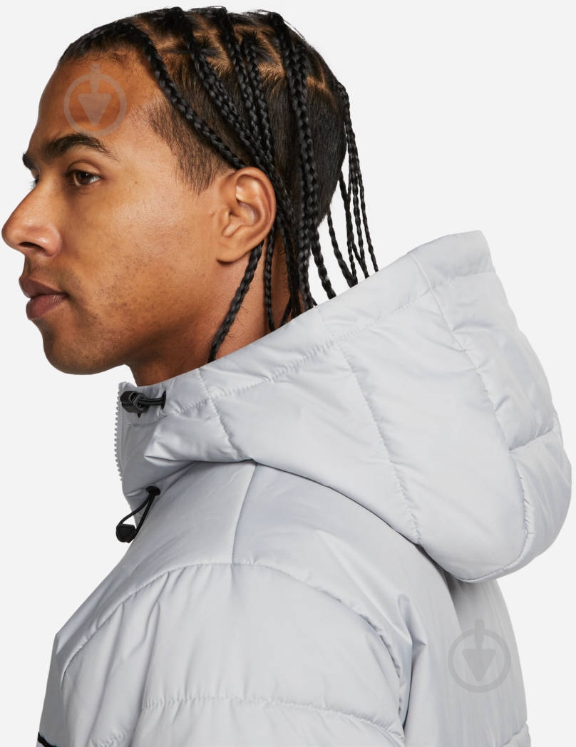 Пуховик чоловічий зимовий Nike M NSW REPEAT SYN FILL JKT DX2037-077 р.XL сірий - фото 5 Пуховик чоловічий зимовий Nike M NSW REPEAT SYN FILL JKT DX2037-077 р.XL сірий - фото 5
