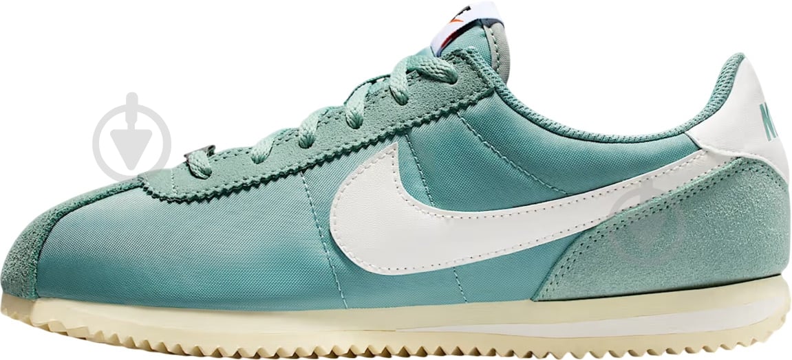 Кроссовки детские демисезонные Nike Cortez TXT (GS) IH7654-001 р.38,5 зеленые - фото 1 Кроссовки детские демисезонные Nike Cortez TXT (GS) IH7654-001 р.38,5 зеленые - фото 1