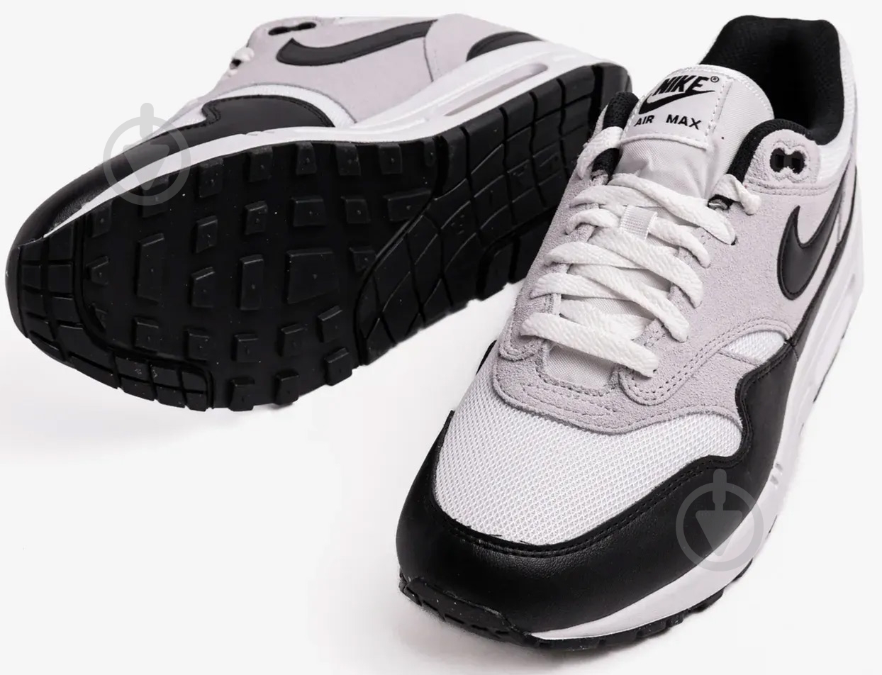 Кросівки чоловічі Nike NIKE AIR MAX 1 ESS FZ5808-102 р.46 білі із чорним - фото 5 Кросівки чоловічі Nike NIKE AIR MAX 1 ESS FZ5808-102 р.46 білі із чорним - фото 5