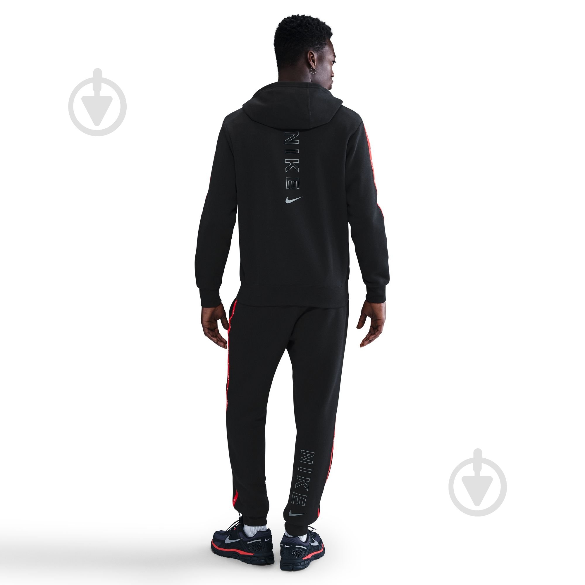 Шорти Nike M NSW CS JOGGER FLC BB IH4287-010 р. M чорний - фото 3 Шорти Nike M NSW CS JOGGER FLC BB IH4287-010 р. M чорний - фото 3