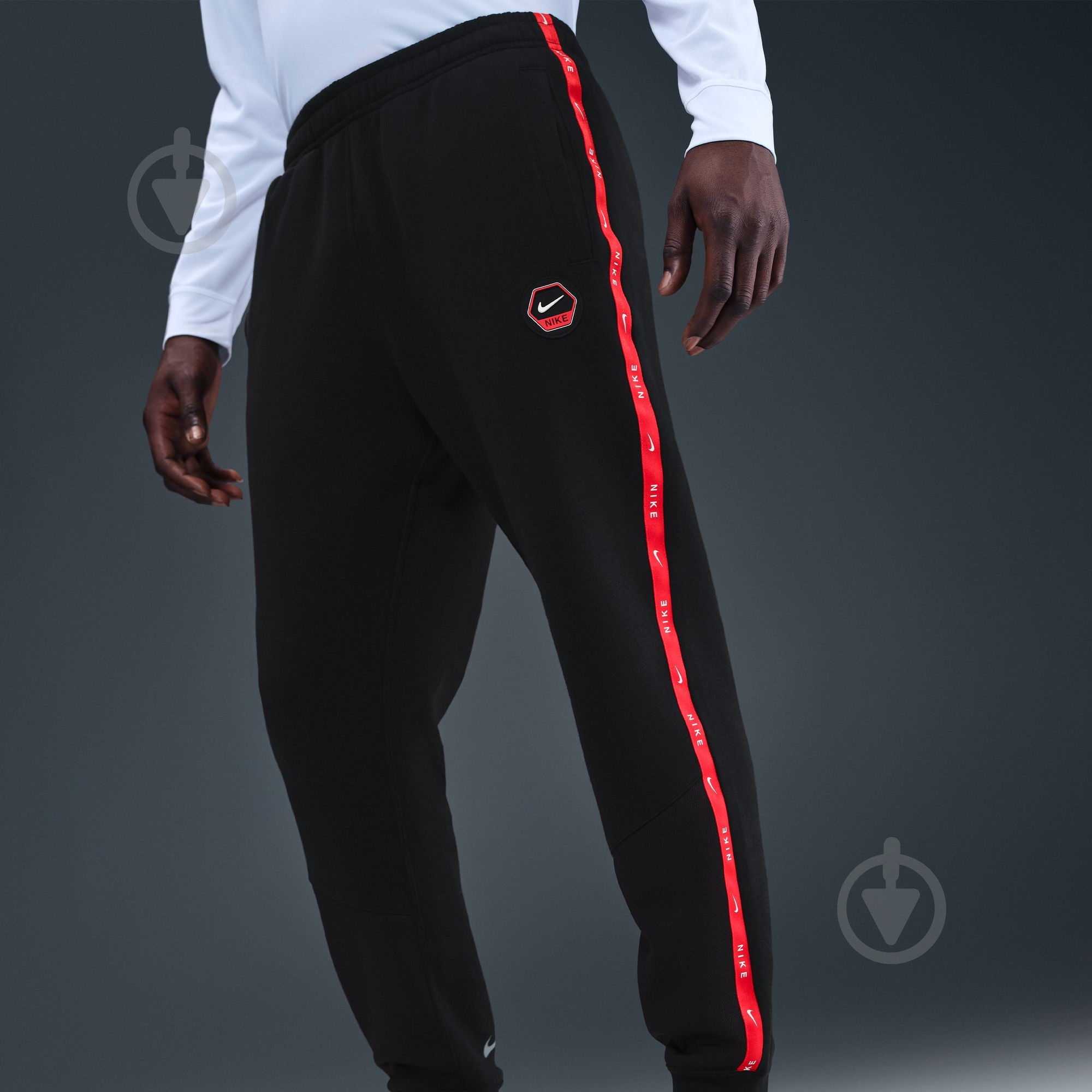 Шорти Nike M NSW CS JOGGER FLC BB IH4287-010 р. M чорний - фото 8 Шорти Nike M NSW CS JOGGER FLC BB IH4287-010 р. M чорний - фото 8