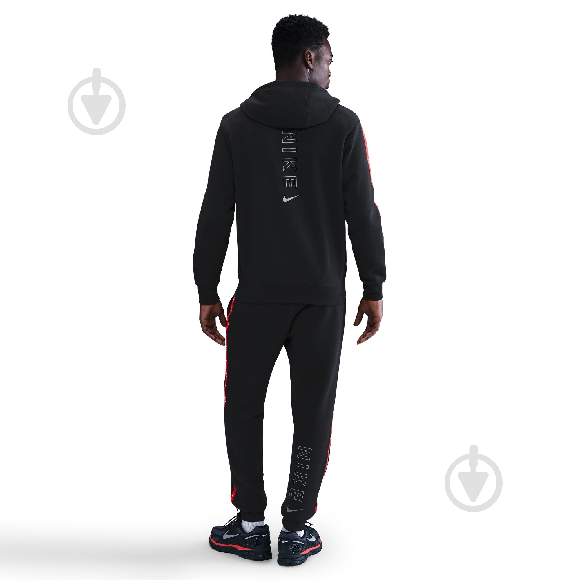 Шорти Nike M NSW CS JOGGER FLC BB IH4287-010 р. S чорний - фото 3 Шорти Nike M NSW CS JOGGER FLC BB IH4287-010 р. S чорний - фото 3