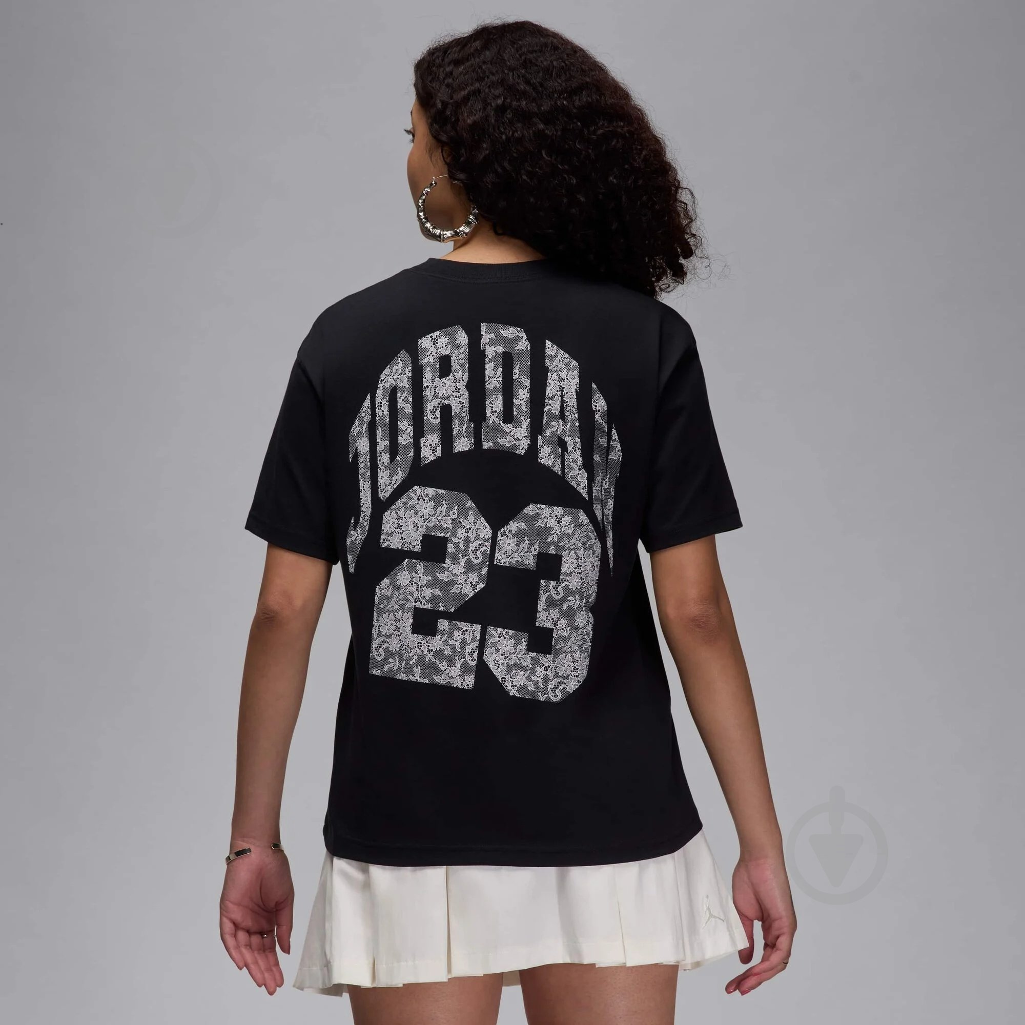 Футболка Jordan W J BRK SS GF GFX TEE LACE HV0198-010 р.XS чорний - фото 2 Футболка Jordan W J BRK SS GF GFX TEE LACE HV0198-010 р.XS чорний - фото 2