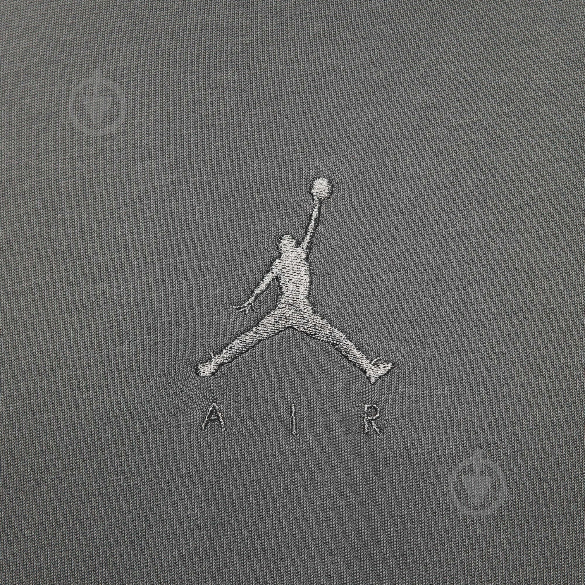 Футболка Jordan M J FLT ESS OVSZ SS CREW IB7345-068 р.2XL серый - фото 4 Футболка Jordan M J FLT ESS OVSZ SS CREW IB7345-068 р.2XL серый - фото 4