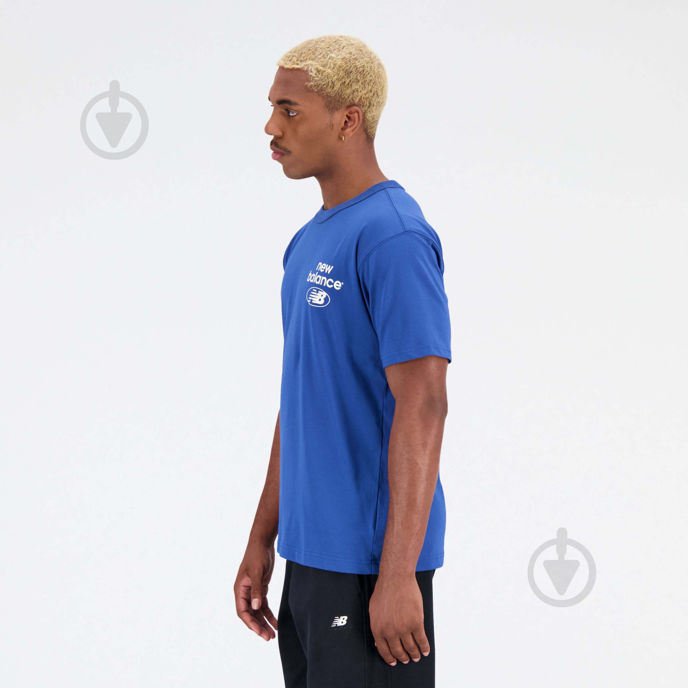 Футболка New Balance ESSENTIALS REIMAGINED MT31518ATE р.L синій - фото 2 Футболка New Balance ESSENTIALS REIMAGINED MT31518ATE р.L синій - фото 2