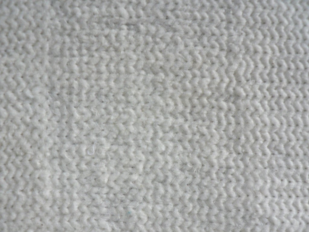 Полотно нетканое 140 см - фото 1