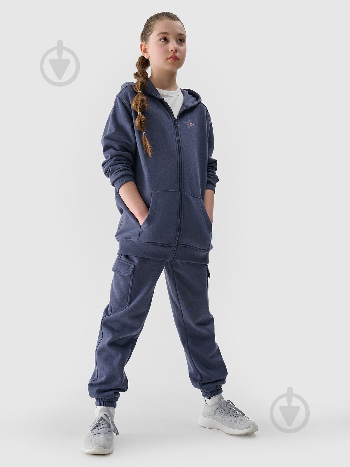 Джемпер 4F SWEATSHIRT F1482 4FJWSS25TSWSF1482-22S р.164 синій - фото 3 Джемпер 4F SWEATSHIRT F1482 4FJWSS25TSWSF1482-22S р.164 синій - фото 3