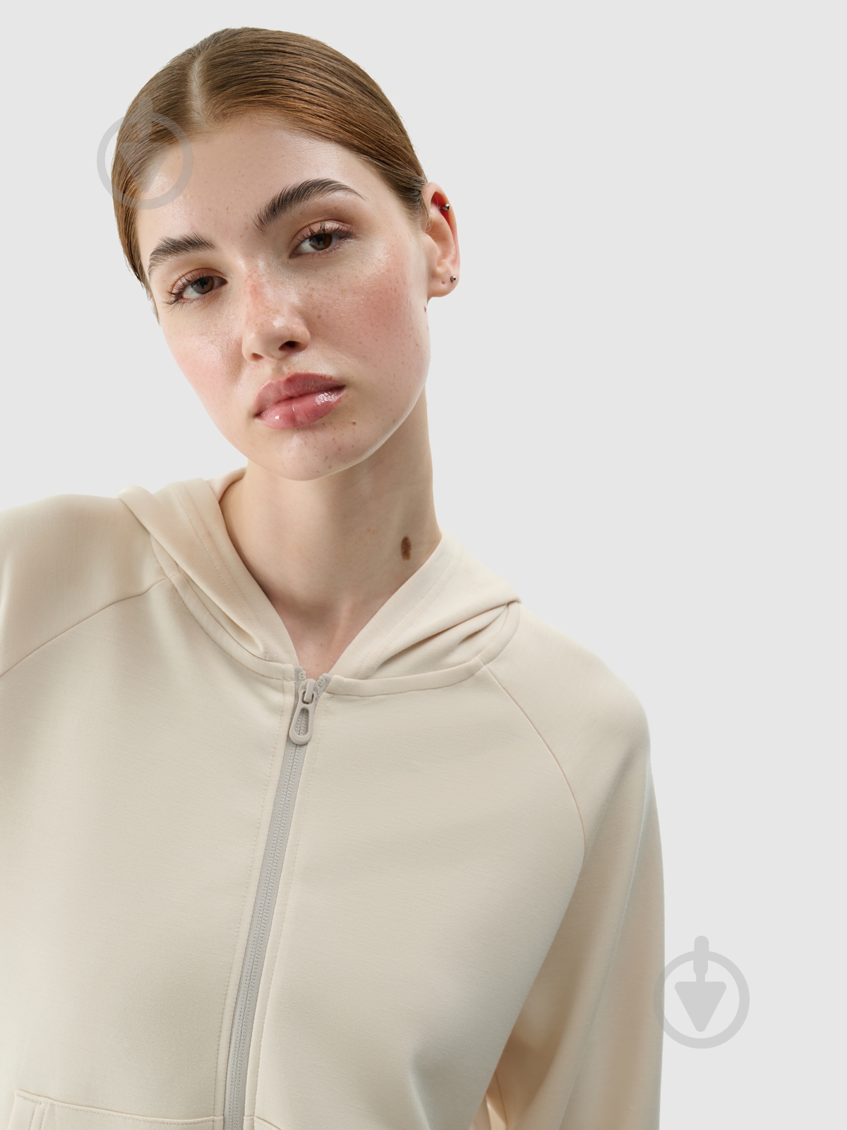 Джемпер 4F SWEATSHIRT F1577 4FWSS25TSWSF1577-83S р.M бежевий - фото 5 Джемпер 4F SWEATSHIRT F1577 4FWSS25TSWSF1577-83S р.M бежевий - фото 5