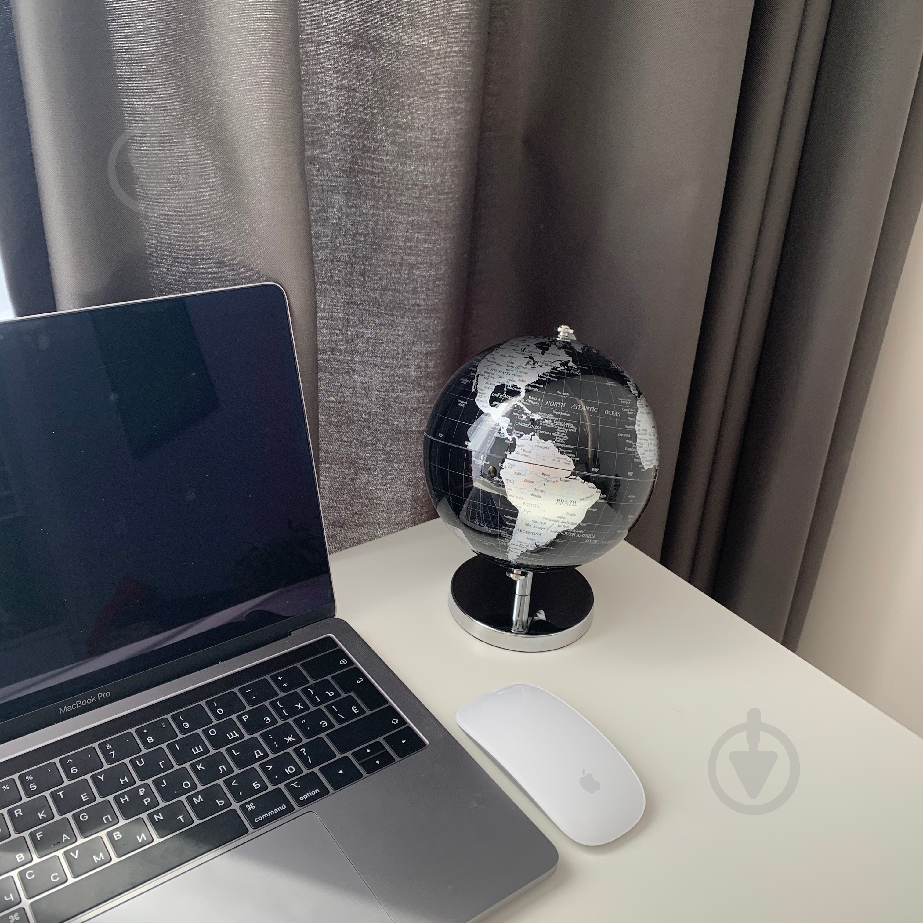 Глобус 19х14 см черно-серебряный - фото 4