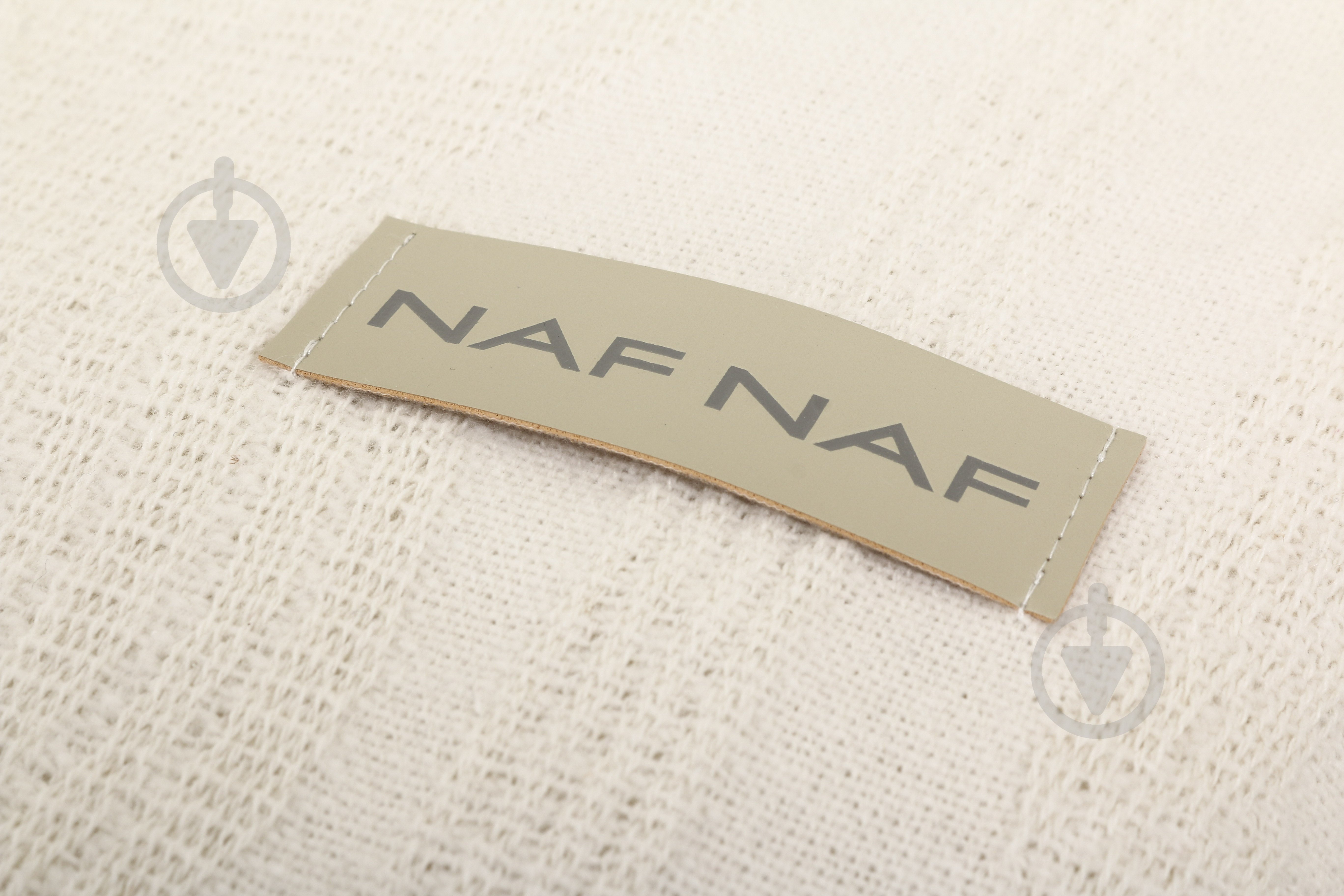 Плед Naf Naf Braid 130x170 см айвори Guy Laroche Paris - фото 3 Плед Naf Naf Braid 130x170 см айвори Guy Laroche Paris - фото 3