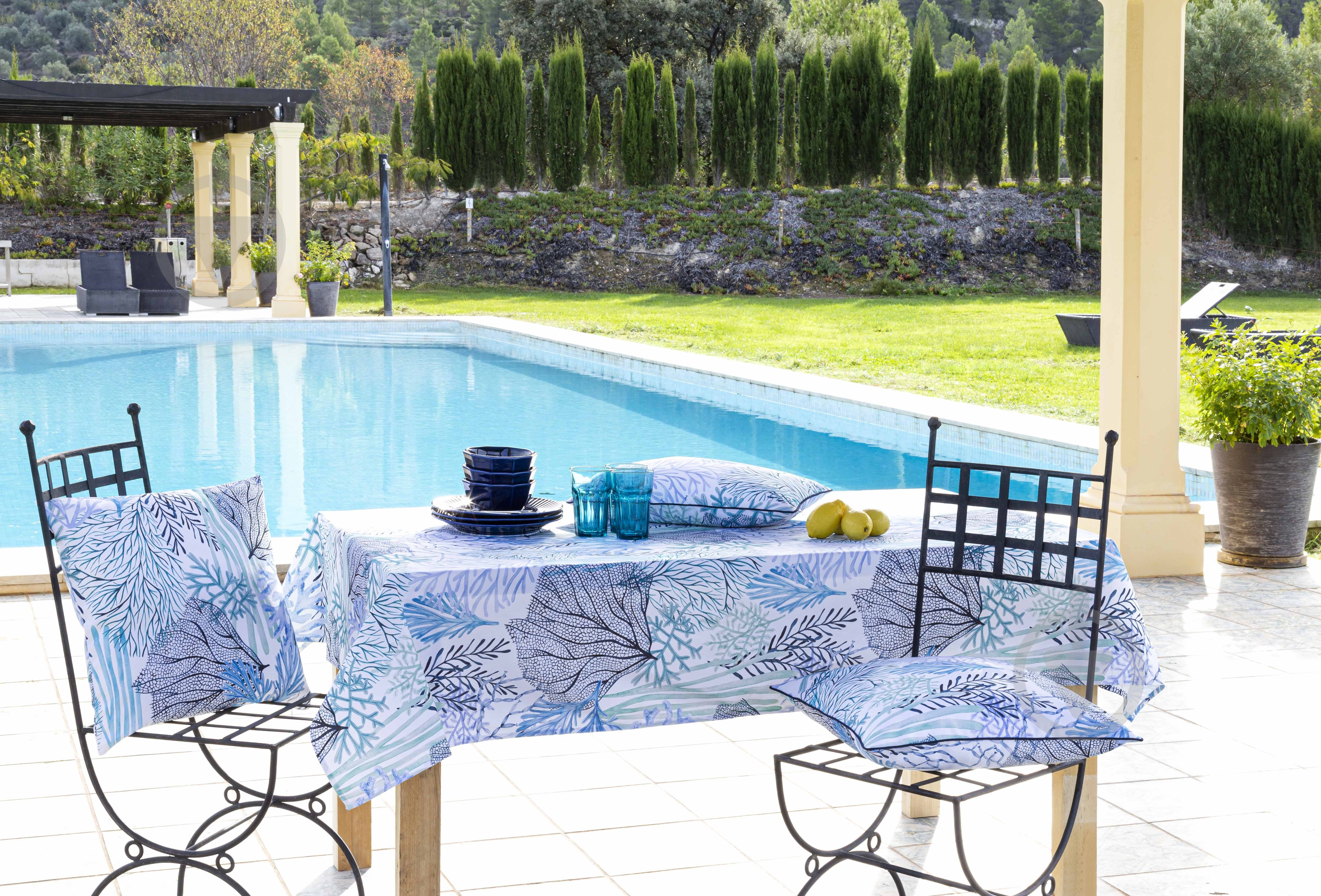 Скатерть Naf Naf Arrecife 150x150 см синий Guy Laroche - фото 4