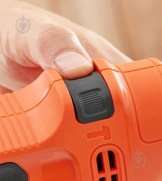 Дриль ударний Black+Decker BEH200 - фото 4