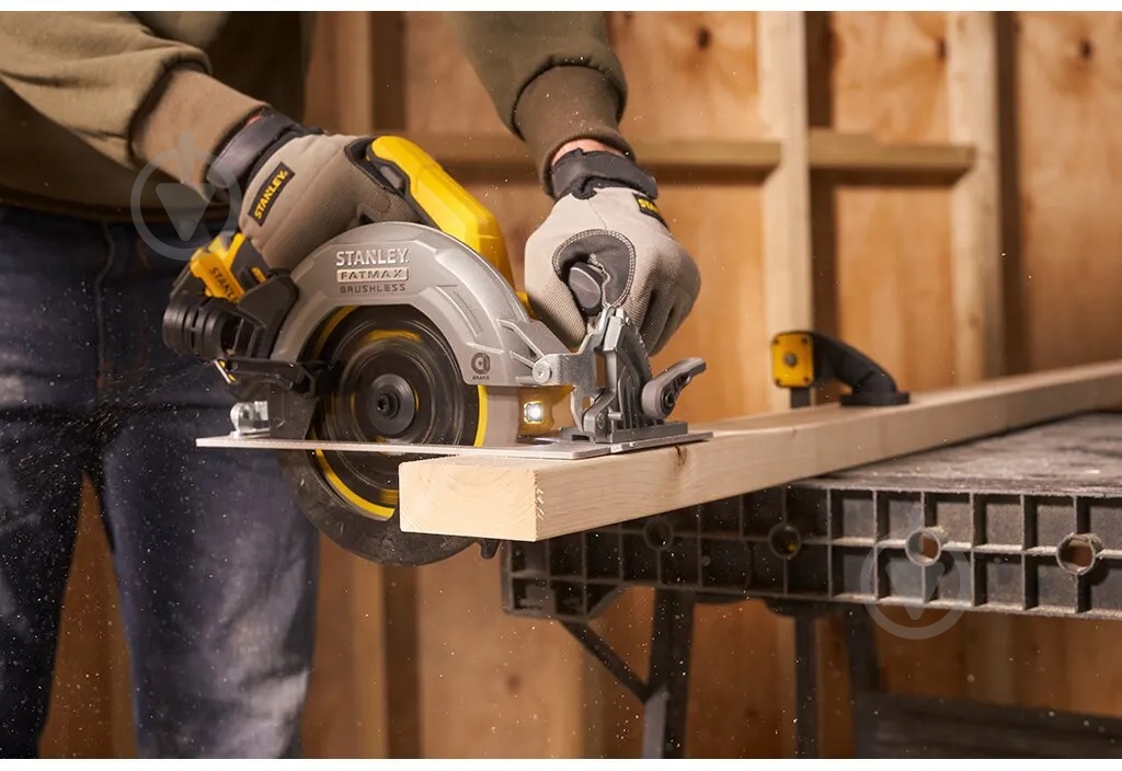 Пила циркулярная Stanley FatMax SFMCS550M2K - фото 9