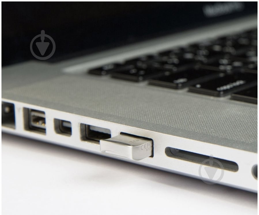 Флеш-память USB Transcend JetFlash 710 64 ГБ USB 3.0 silver (TS64GJF710S) - фото 3